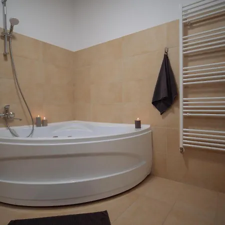 Apart Otel Zakarias *
